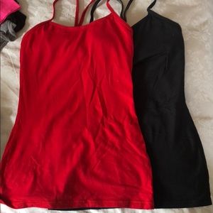 Lululemon two Sports tanks